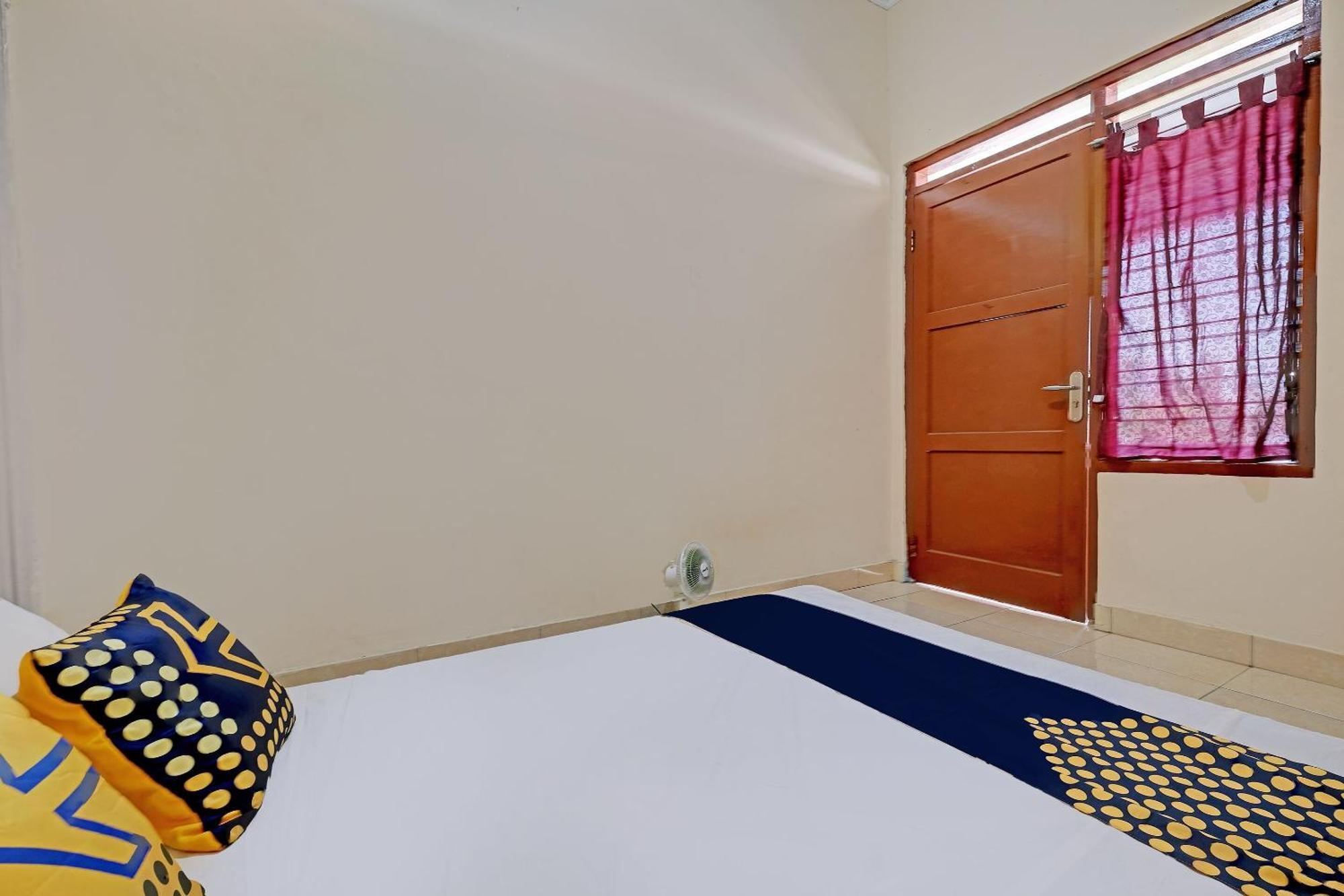 Spot On 92934 Nusantara Syariah Yogyakarta Bagian luar foto