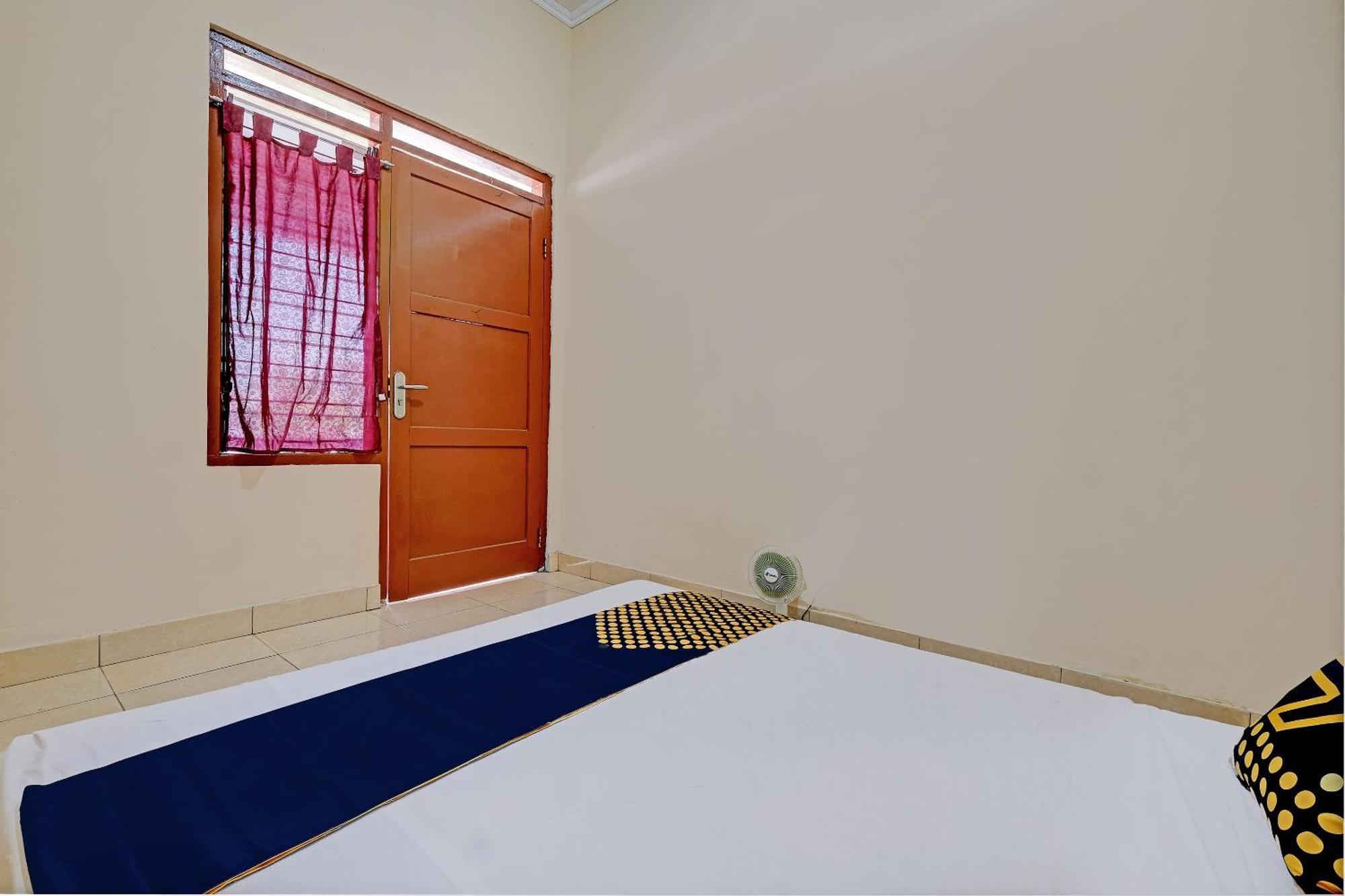 Spot On 92934 Nusantara Syariah Yogyakarta Bagian luar foto